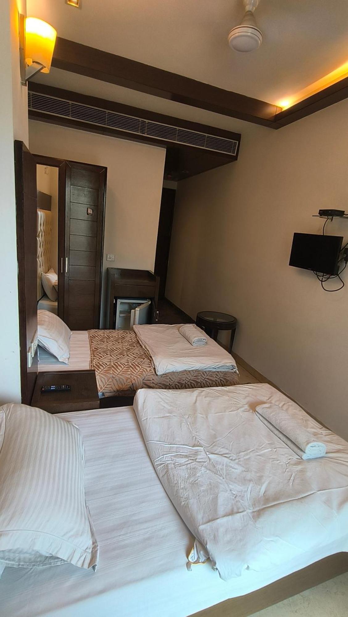 Metropolis Tourist Home Paharganj New Delhi Eksteriør bilde